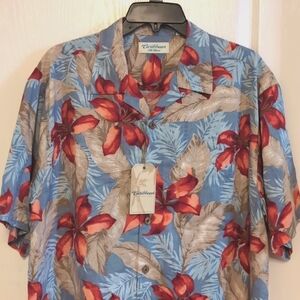 NEW! Caribbean Silk Blend Tropical Hawaiian Camp Shirt. Size Large